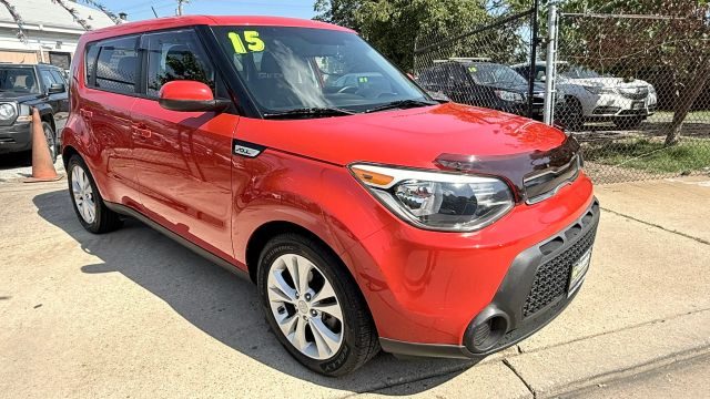 2015 Kia Soul + FWD photo