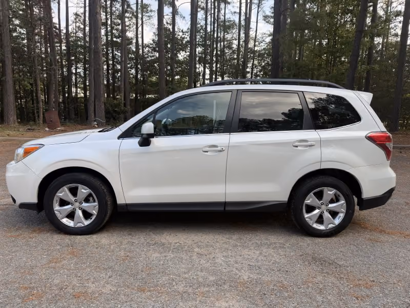 2015 Subaru Forester 2.5i Limited AWD photo