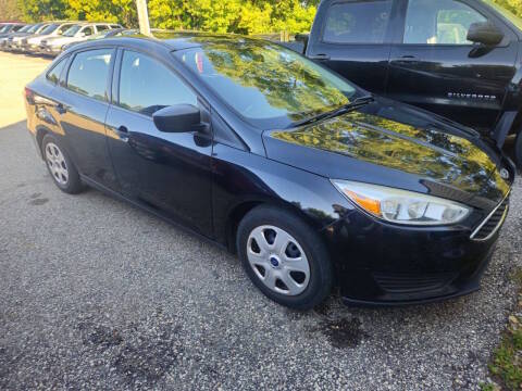 2015 Ford Focus S FWD photo