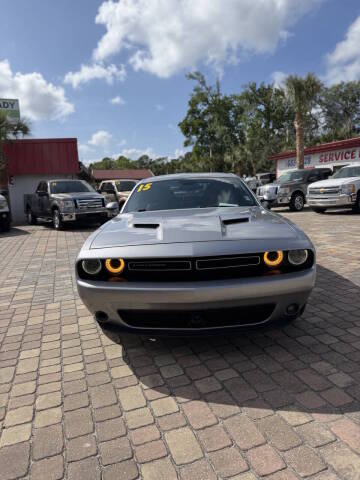2015 Dodge Challenger SXT Plus RWD photo