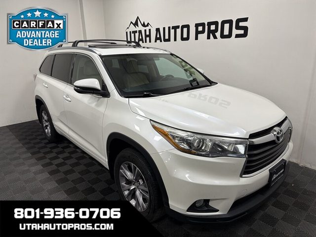 2015 Toyota Highlander XLE AWD photo