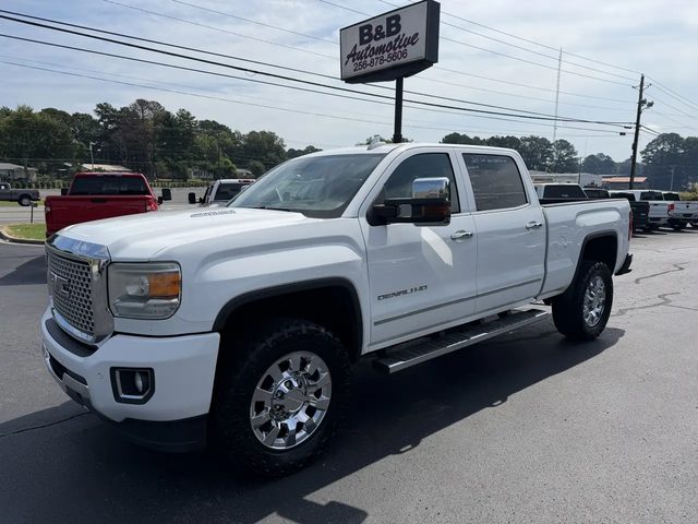 2015 GMC Sierra 2500HD Denali 4WD photo