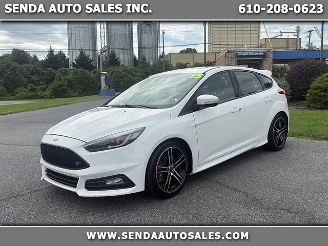 2015 Ford Focus ST FWD photo