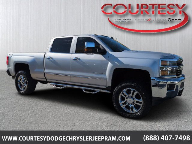 2015 Chevrolet Silverado 2500HD LTZ 4WD photo