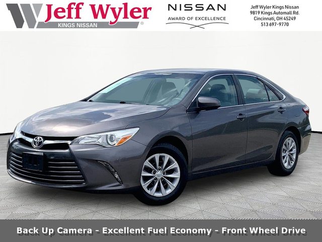 2015 Toyota Camry LE FWD photo