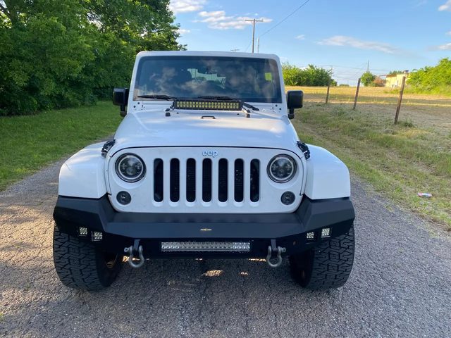 2015 Jeep Wrangler Unlimited Sahara 4WD photo