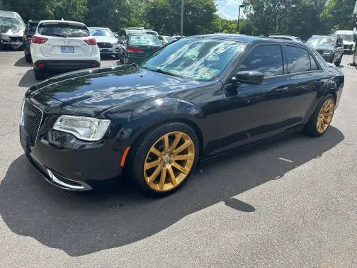 2015 Chrysler 300 Limited AWD photo
