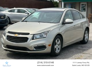 2015 Chevrolet Cruze LT FWD photo