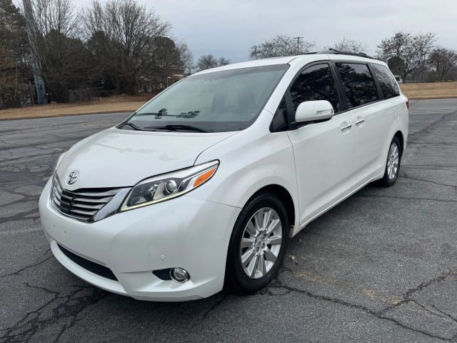 2015 Toyota Sienna XLE AAS FWD photo