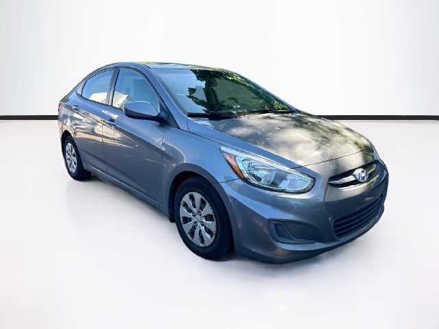 2015 Hyundai Accent GLS FWD photo