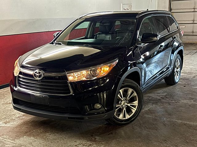 2015 Toyota Highlander XLE AWD photo