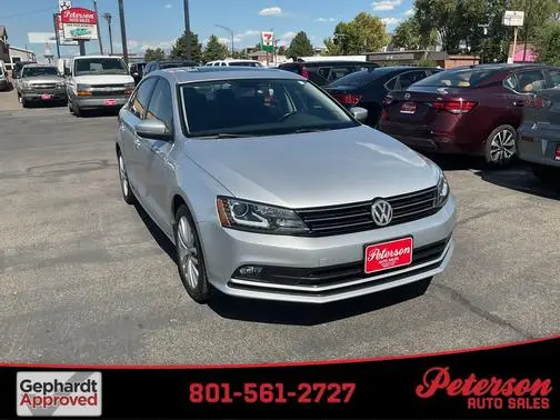 2015 Volkswagen Jetta 1.8T SE w/Connectivity/Navigation FWD photo