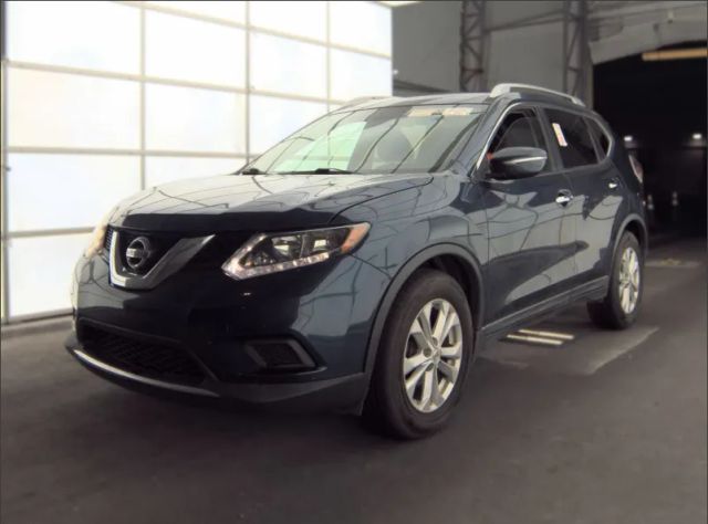 2015 Nissan Rogue SV FWD photo
