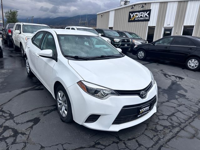 2015 Toyota Corolla LE FWD photo