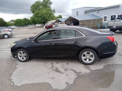 2015 Chevrolet Malibu LS FWD photo