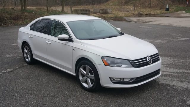 2015 Volkswagen Passat 1.8T Limited Edition FWD photo