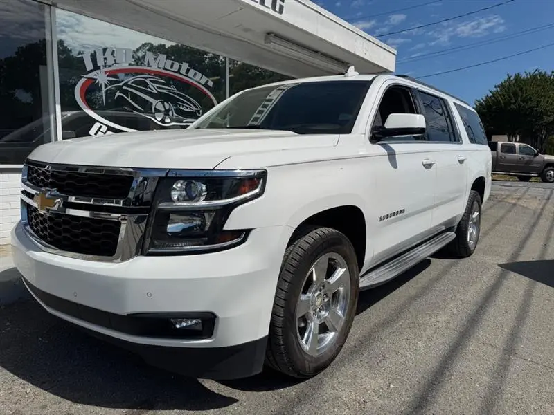 2015 Chevrolet Suburban LT 4WD photo