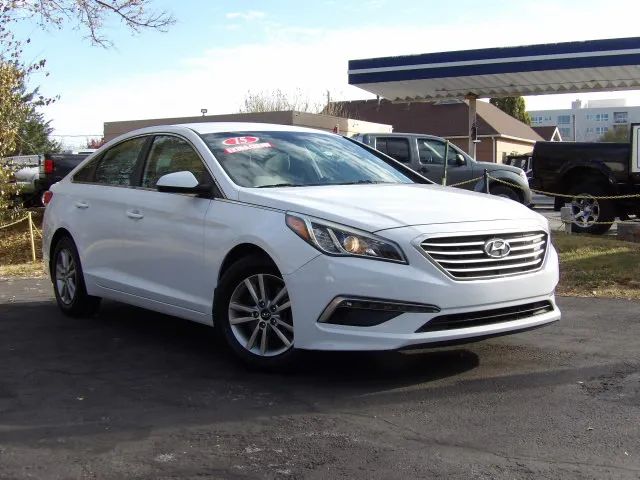 2015 Hyundai Sonata 2.4L SE FWD photo