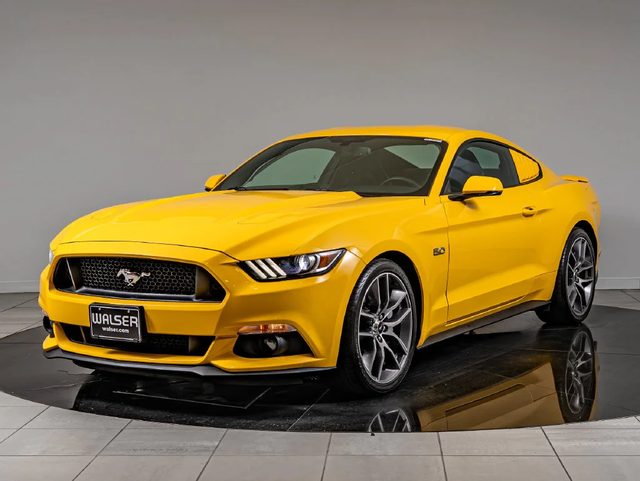 2015 Ford Mustang GT Premium RWD photo