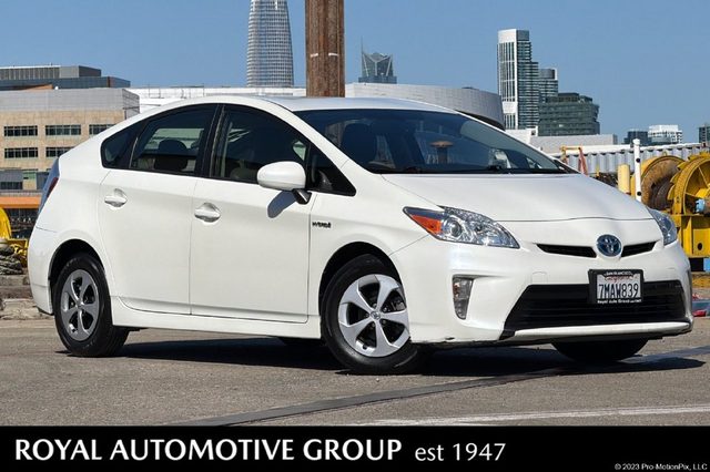 2015 Toyota Prius One FWD photo