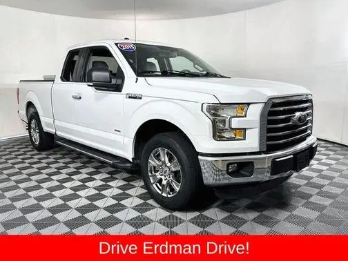2015 Ford F-150 XLT RWD photo