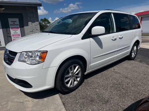 2015 Dodge Grand Caravan SXT FWD photo