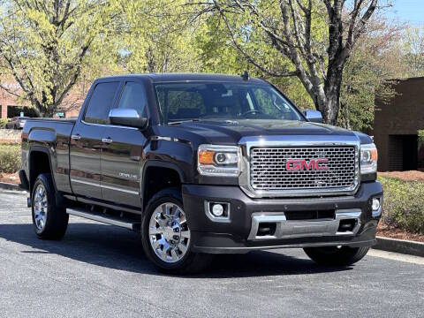 2015 GMC Sierra 2500HD Denali 4WD photo