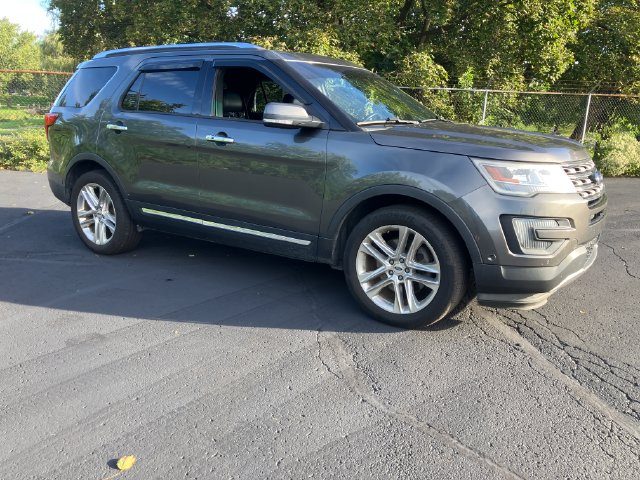 2016 Ford Explorer Limited 4WD photo