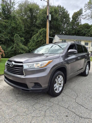 2015 Toyota Highlander LE AWD photo