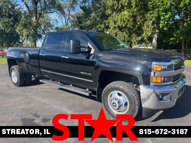 2015 Chevrolet Silverado 3500HD LTZ 4WD photo
