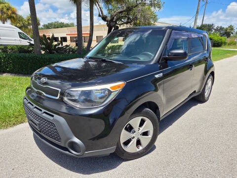 2015 Kia Soul Base FWD photo