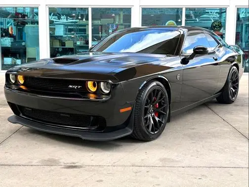 2015 Dodge Challenger SRT Hellcat RWD photo