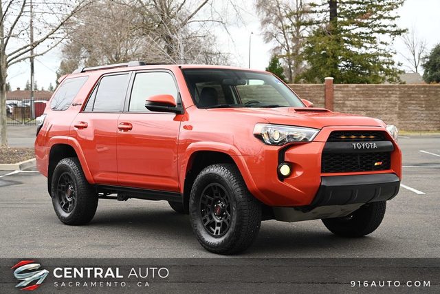 2015 Toyota 4Runner TRD Pro 4WD photo