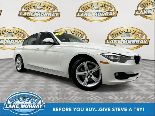 2015 BMW 3 Series 320i RWD photo