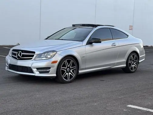 2015 Mercedes-Benz C-Class C 250 RWD photo