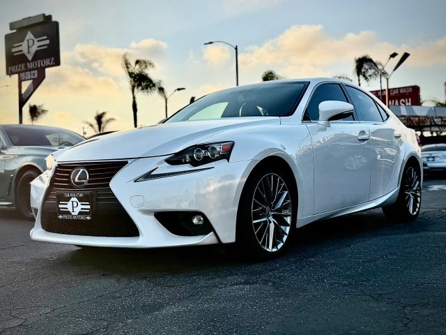 2015 Lexus IS RWD photo