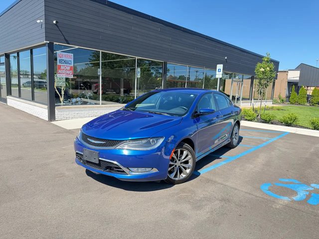 2015 Chrysler 200 S FWD photo