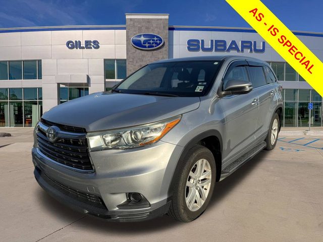 2015 Toyota Highlander LE AWD photo