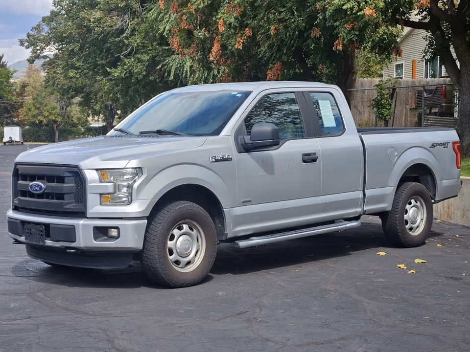2015 Ford F-150 XL 4WD photo