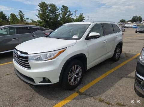 2015 Toyota Highlander XLE AWD photo