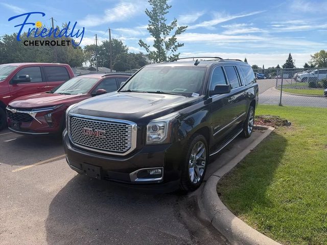 2016 GMC Yukon XL Denali 4WD photo