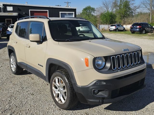 2015 Jeep Renegade Latitude 4WD photo