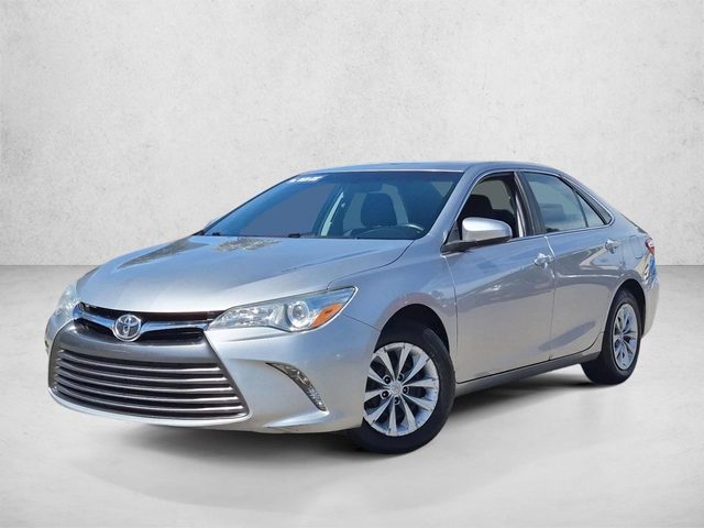 2016 Toyota Camry LE FWD photo