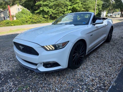 2015 Ford Mustang V6 RWD photo