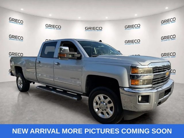 2015 Chevrolet Silverado 2500HD LTZ 4WD photo