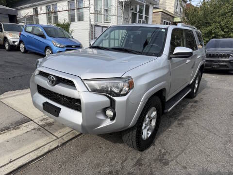 2015 Toyota 4Runner SR5 4WD photo