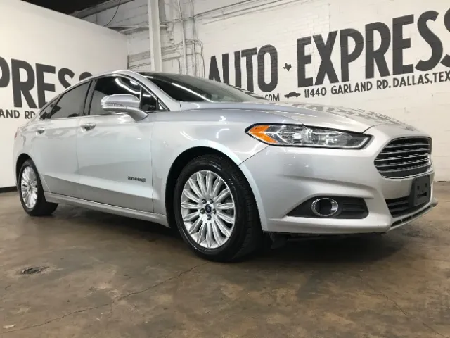 2016 Ford Fusion SE Hybrid FWD photo