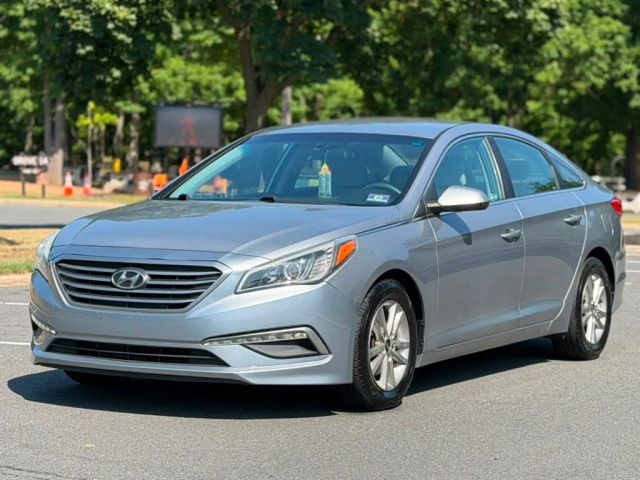 2015 Hyundai Sonata 2.4L SE FWD photo