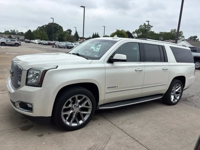 2015 GMC Yukon XL Denali 4WD photo