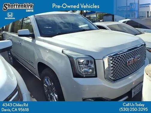 2015 GMC Yukon XL Denali 4WD photo